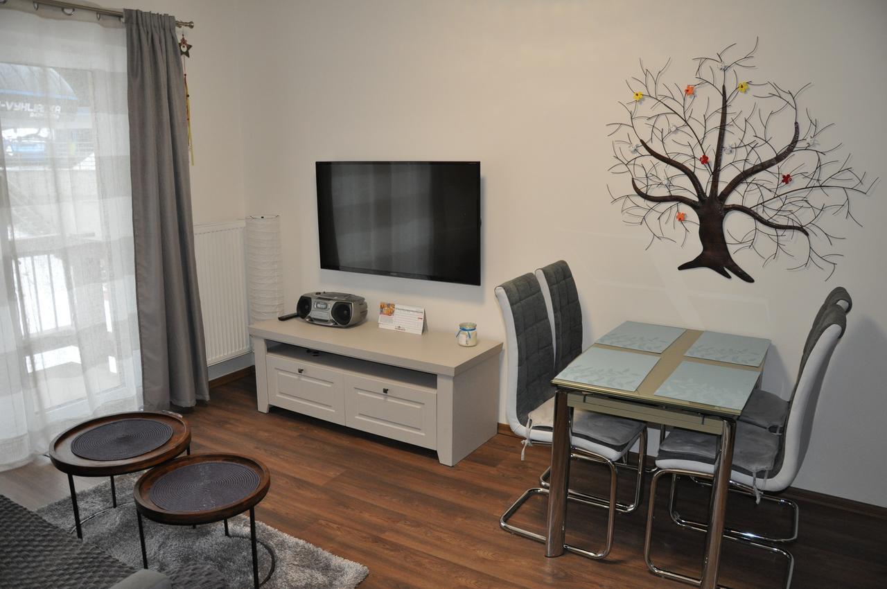 Apartman 14 Lucky Demaenovska Dolina Luaran gambar