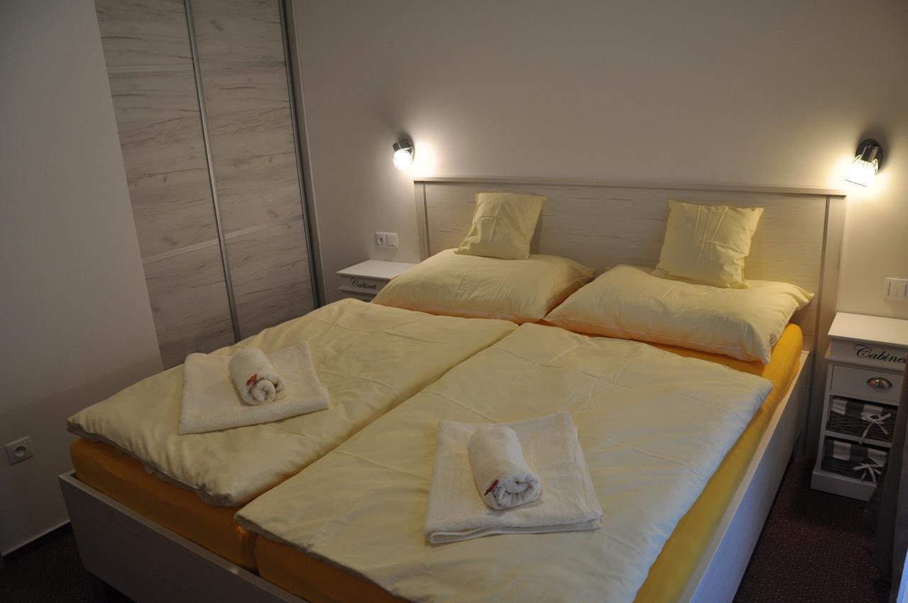 Apartman 14 Lucky Demaenovska Dolina Luaran gambar